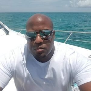 Meet your Posher, Cary